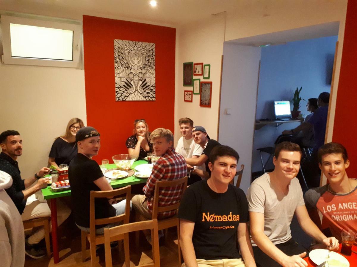 Hostel Advantage Прага Екстериор снимка